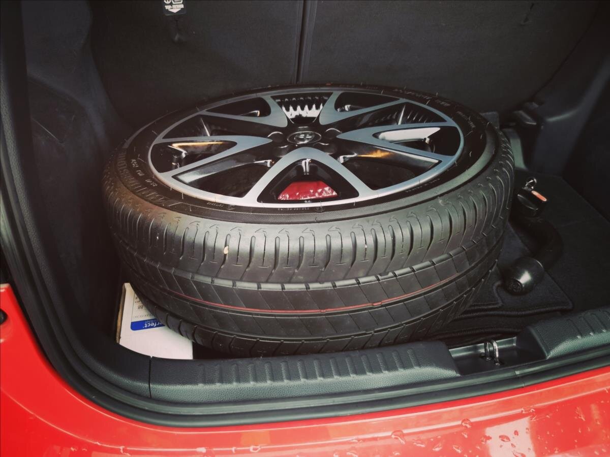 Toyota Yaris Hatchback 0,0 0