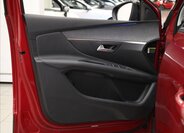 Peugeot 3008 SUV / Terénní 1,2 l 96 kw