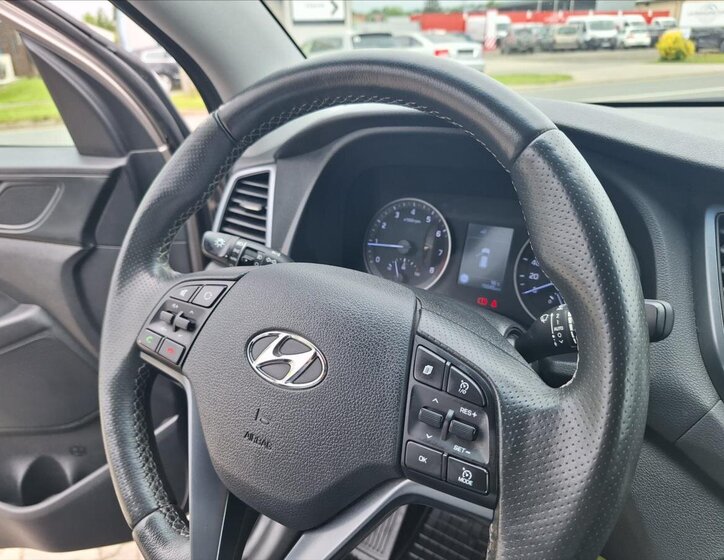 Hyundai Tucson SUV / Terénní 1,6 l 97 kw