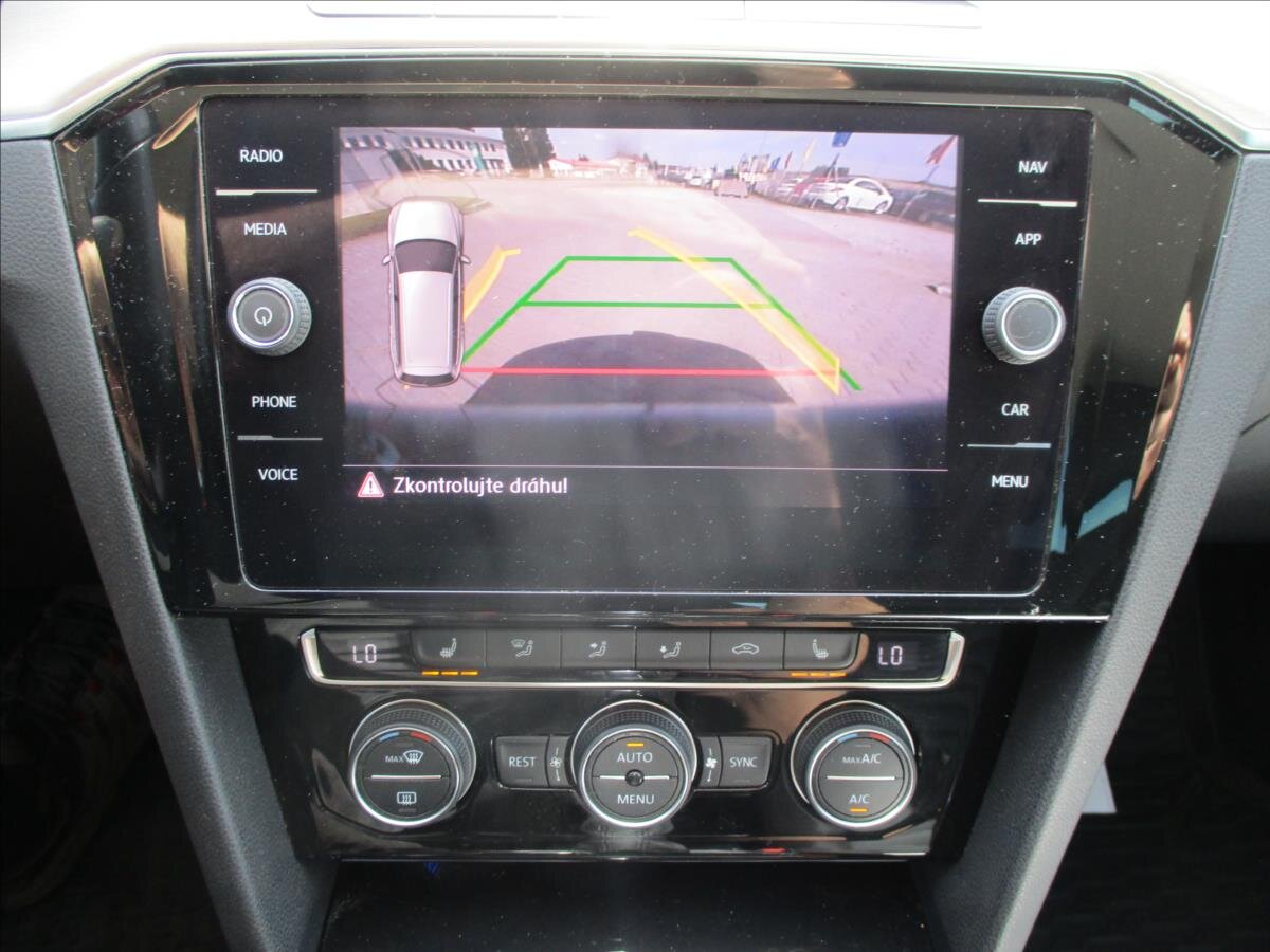 Volkswagen Passat Kombi 2,0 l 140 kw