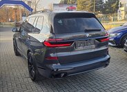 BMW X7 2