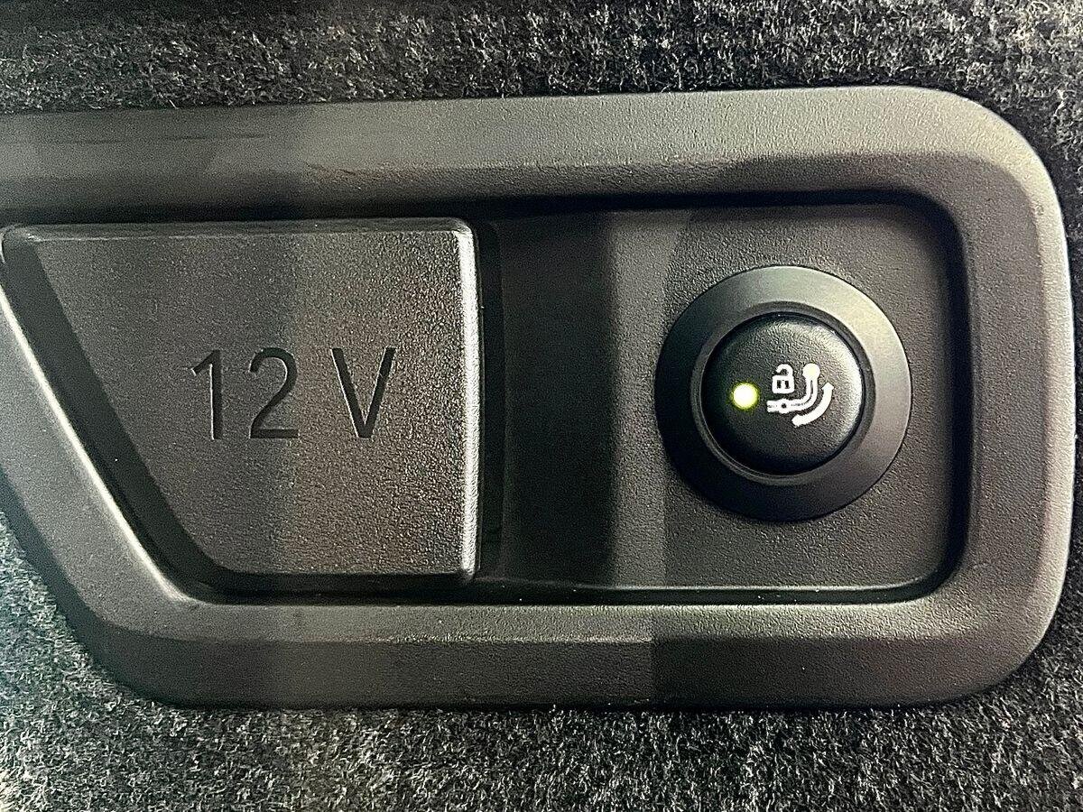 BMW X7 SUV / Terénní 3,0 l 250 kw