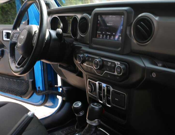 Jeep Gladiator Pick-up 3,7 l 210 kw