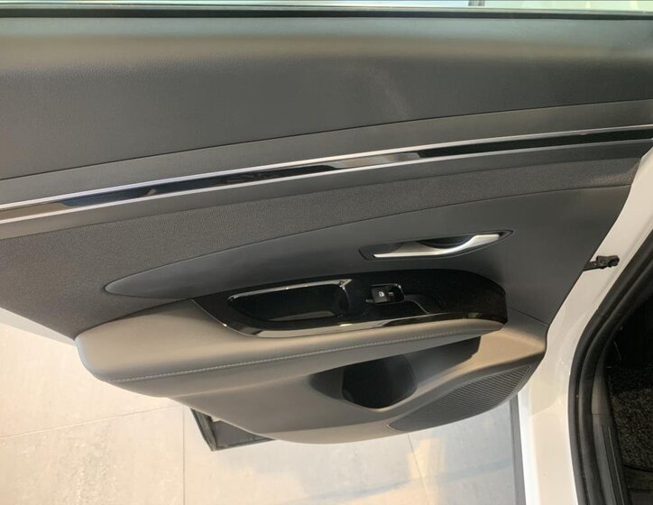 Hyundai Tucson SUV 1,6 l 169 kw