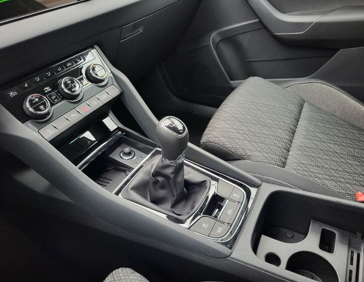 Škoda Karoq 25