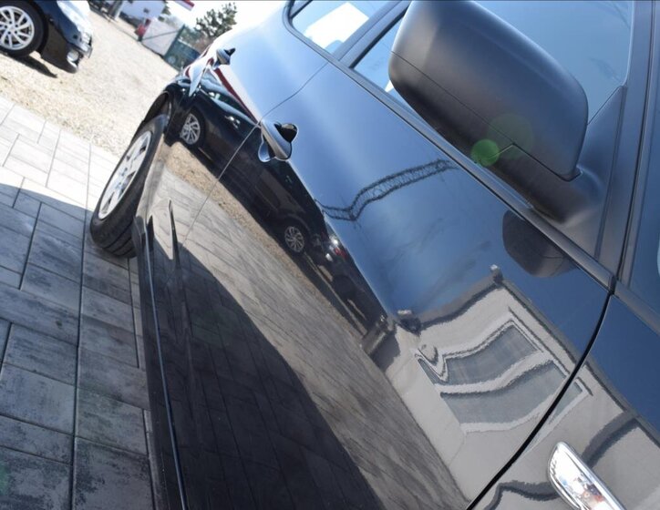 KIA Venga Kombi 1,4 l 66 kw