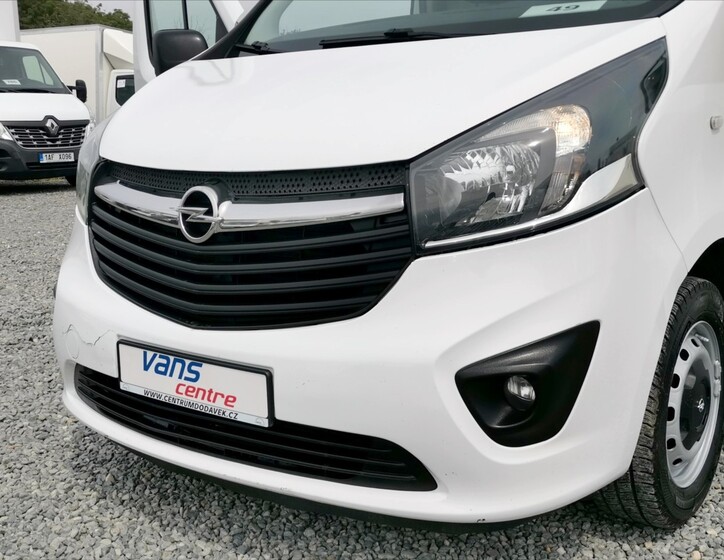 Opel Vivaro 19