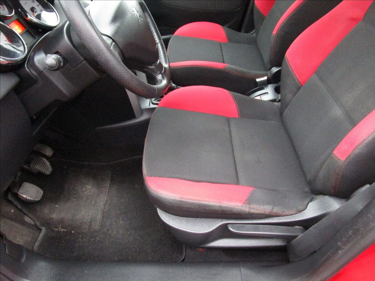 Peugeot 207 Kombi 1,4 l 54 kw