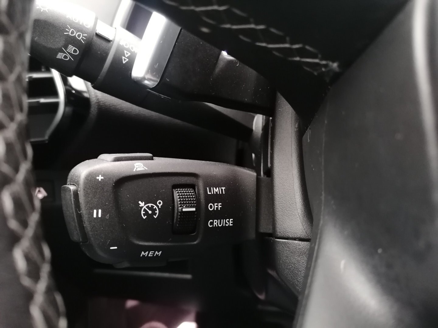 DS Automobiles DS7 Crossback