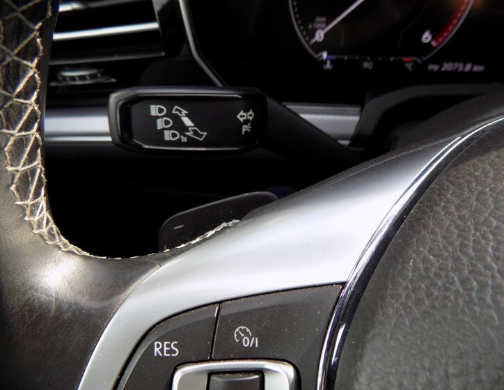 Volkswagen Touareg SUV / Terénní 3,0 l 210 kw