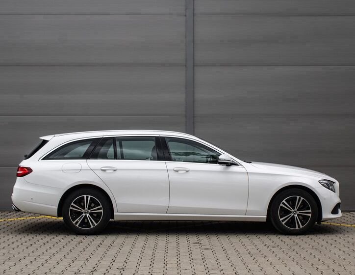 Mercedes-Benz Třídy E 4