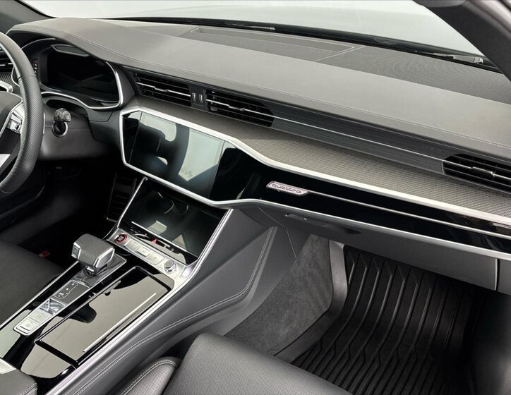 Audi S6 Kombi 3,0 l 253 kw