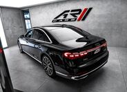 Audi A8 8