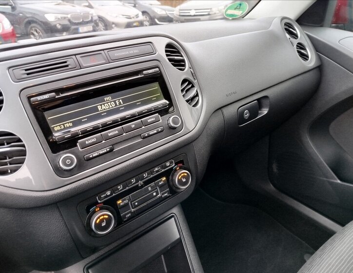 Volkswagen Tiguan SUV 2,0 l 103 kw