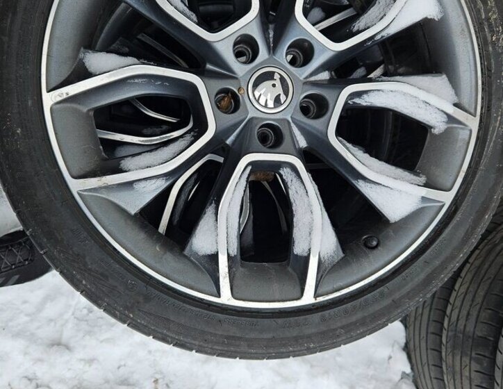 Škoda Superb Kombi 0,0 206 kw