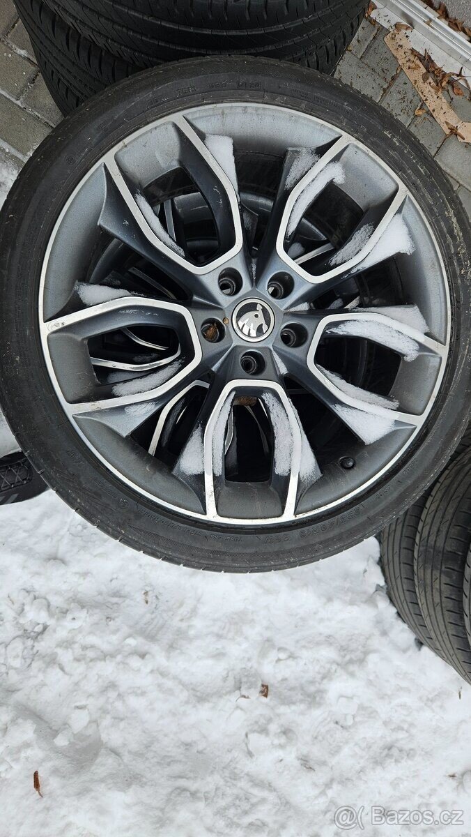 Škoda Superb Kombi 0,0 206 kw