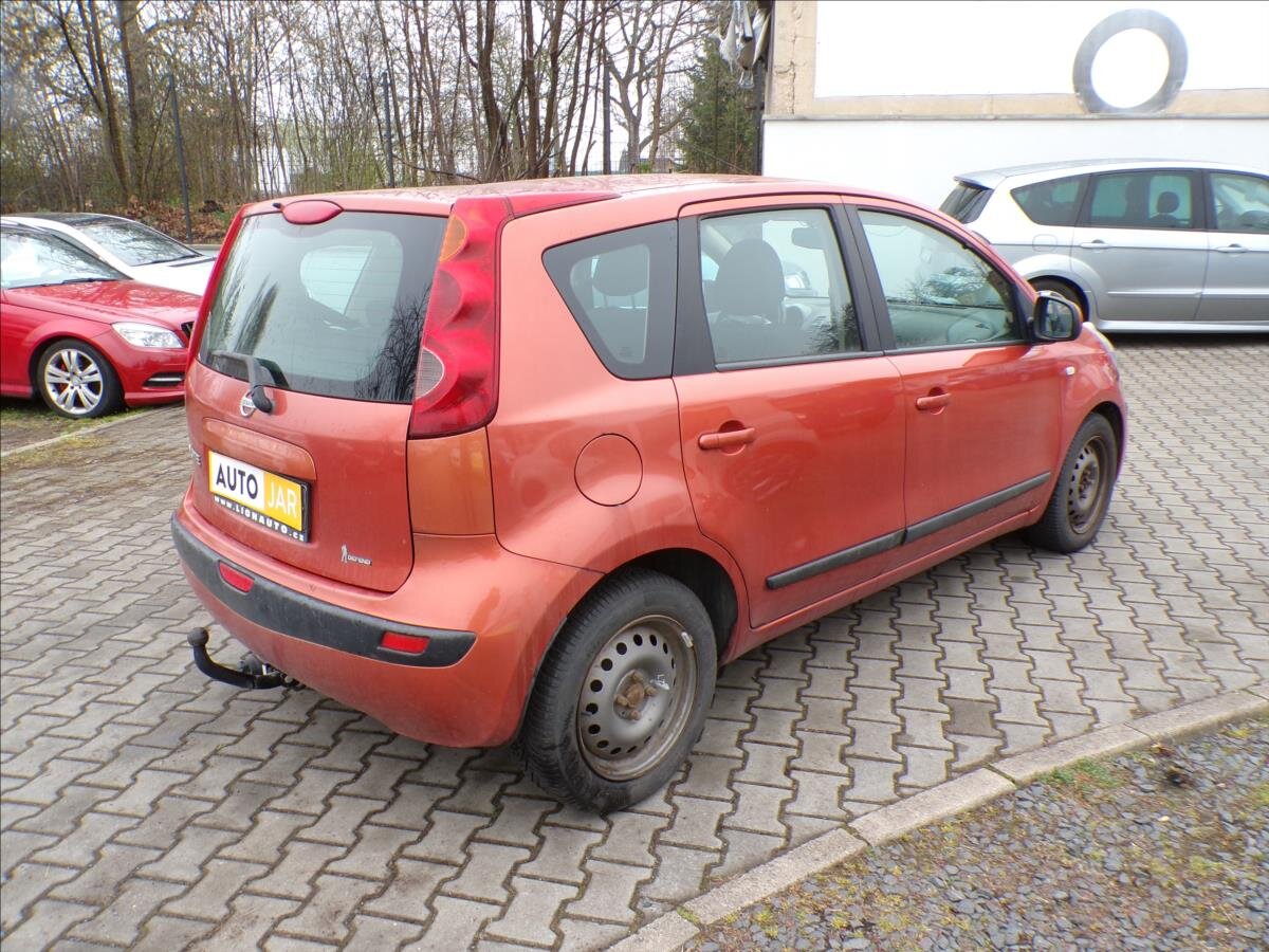 Nissan Note Kombi 1,4 l 65 kw