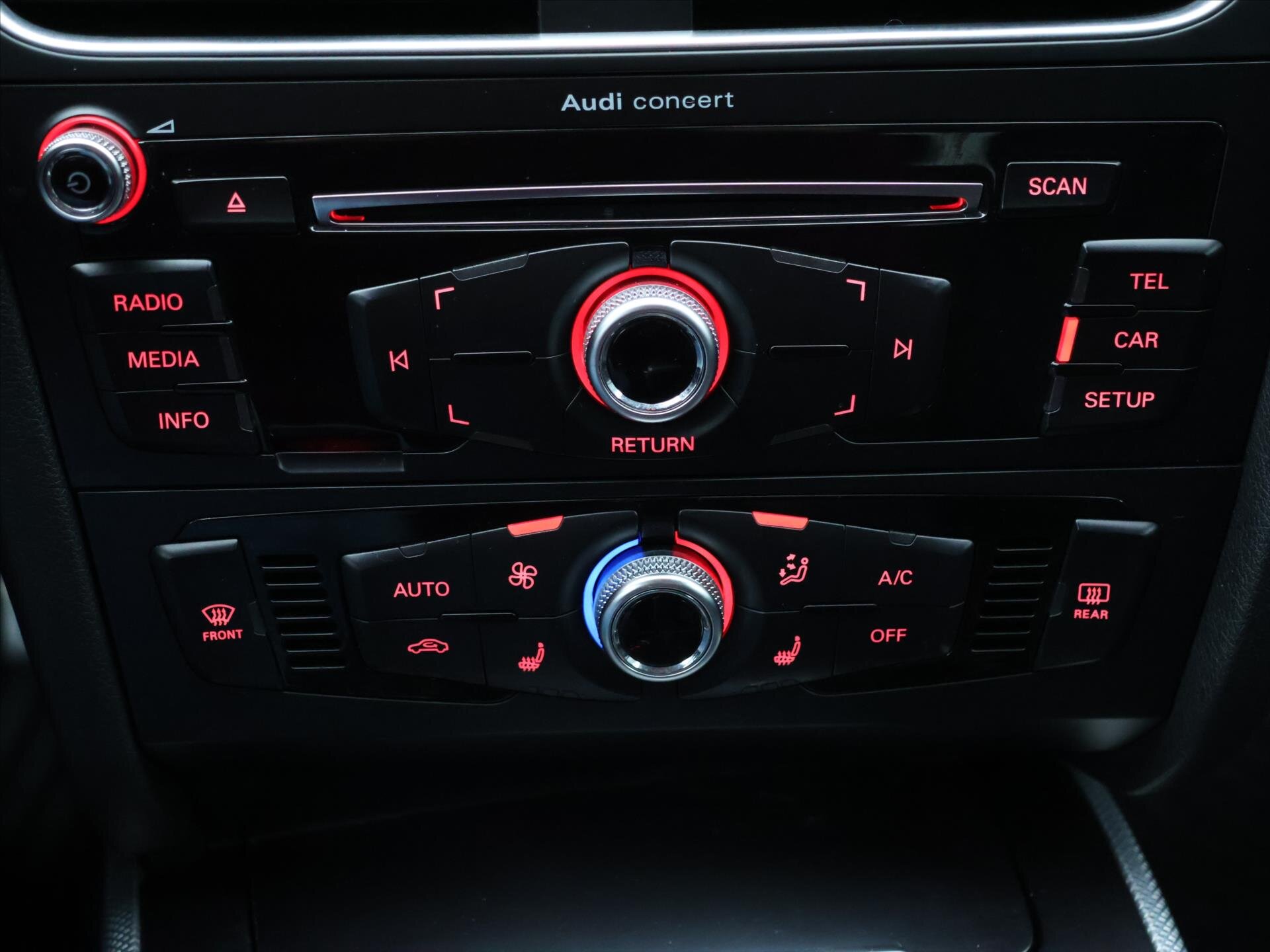 Audi A4 Kombi 2,0 l 140 kw