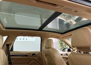 Porsche Cayenne 23