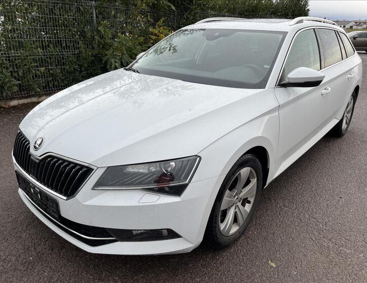 Škoda Superb 1