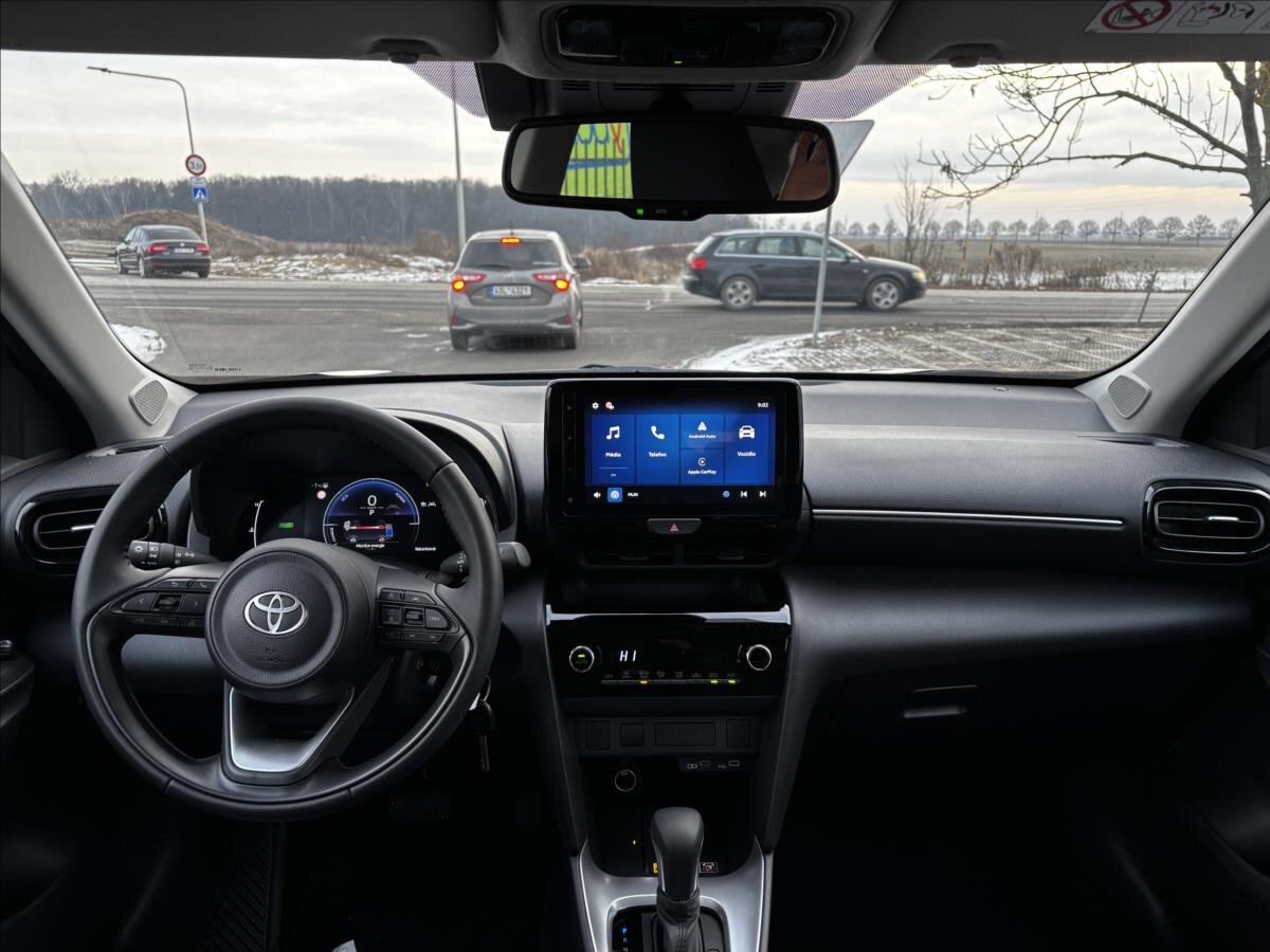 Toyota Yaris Cross SUV 1,5 l 68 kw