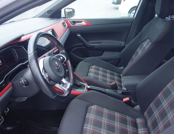 Volkswagen Polo 19