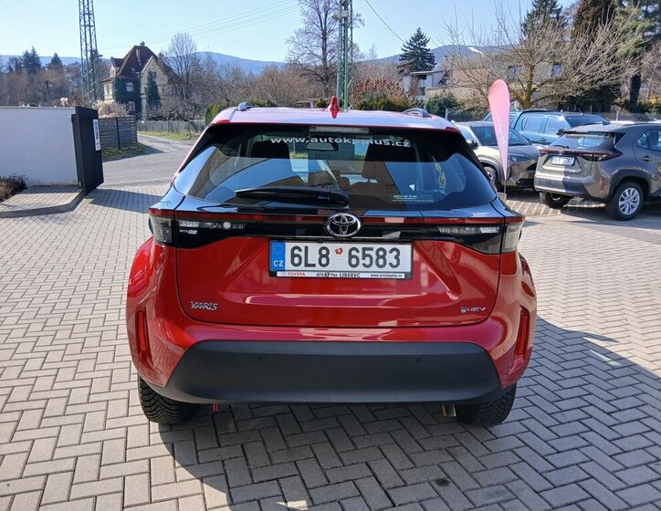 Toyota Yaris Cross SUV / Terénní 1,5 l 68 kw