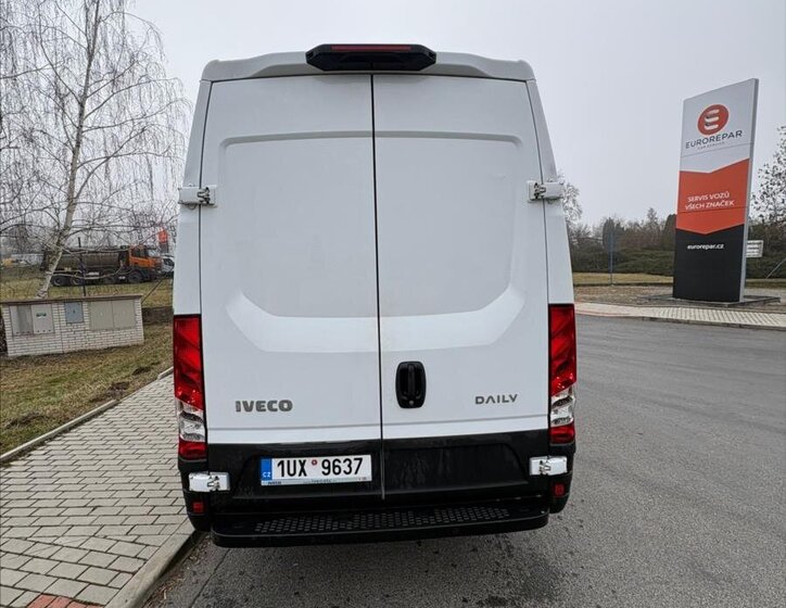 Iveco Daily Skříň 3,0 l 129 kw
