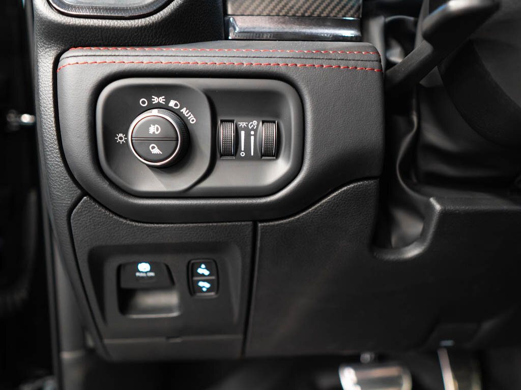 Dodge RAM Pick-up 6,2 l 523 kw