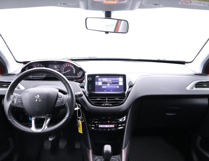 Peugeot 2008 MPV 1,2 l 60 kw