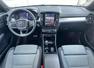 Volvo XC40 SUV 2,0 l 145 kw