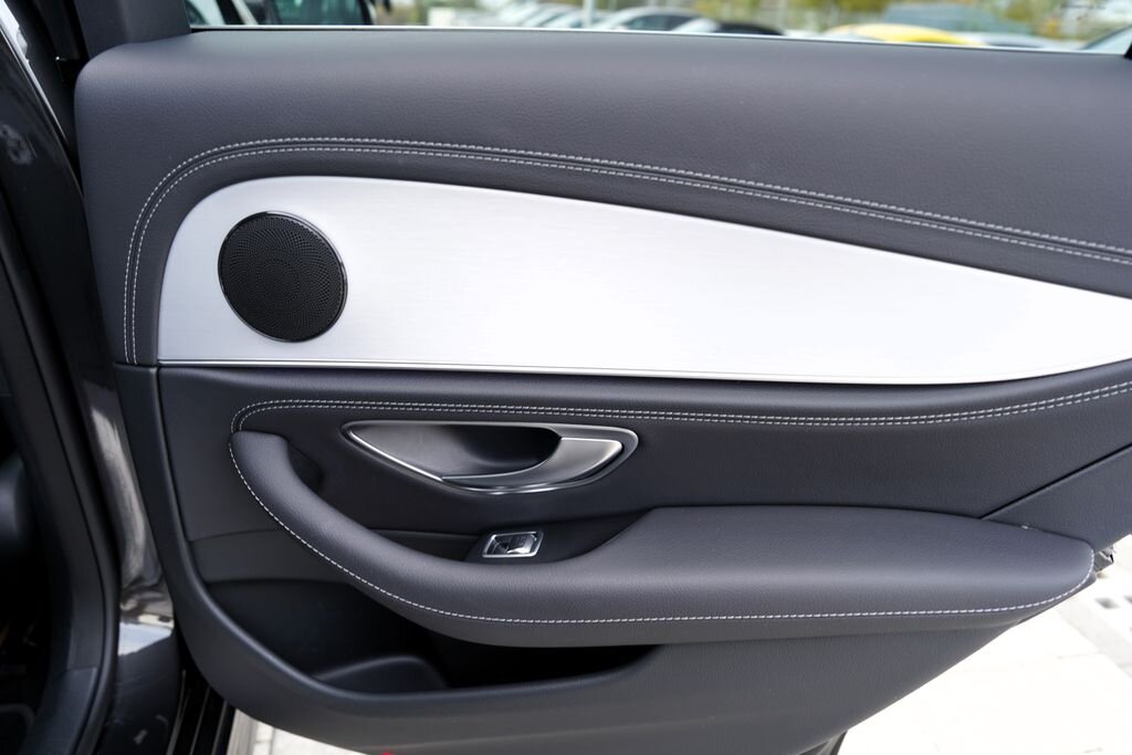 Mercedes-Benz Třídy E Sedan 2,0 l 145 kw