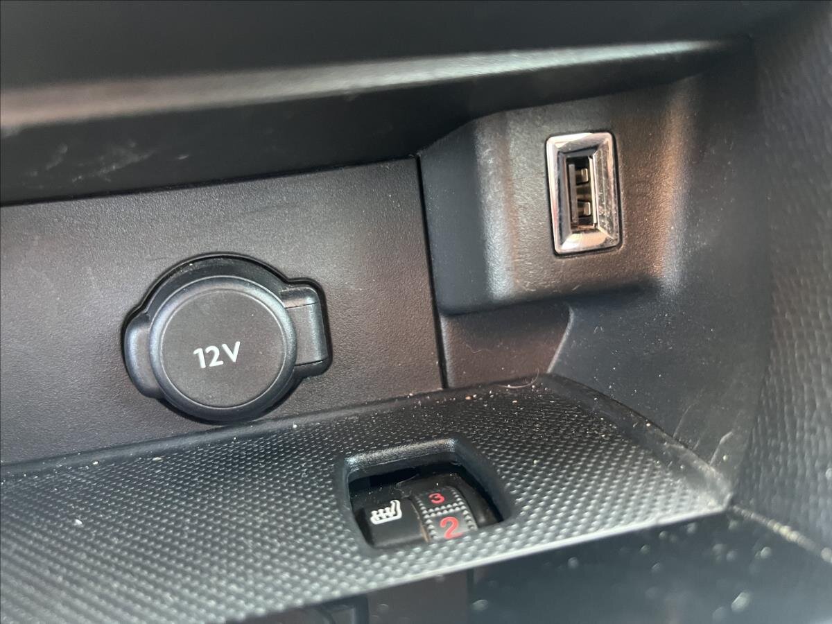 Peugeot 308 Kombi 1,5 l 96 kw