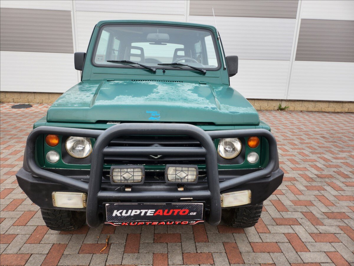 Suzuki Samurai