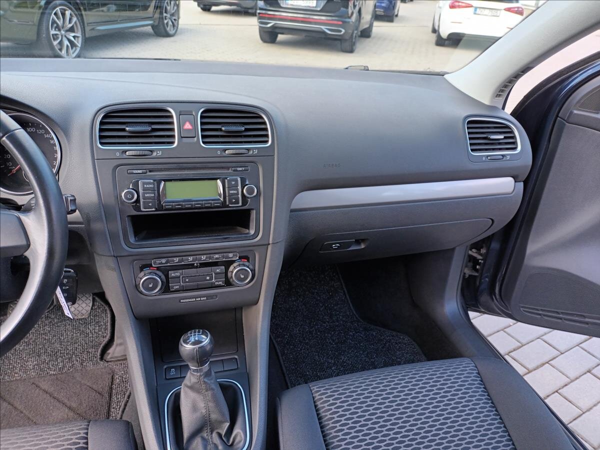 Volkswagen Golf Hatchback 1,4 l 59 kw