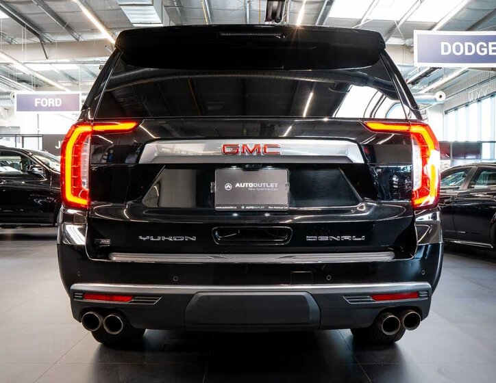 GMC Yukon SUV 6,2 l 313 kw