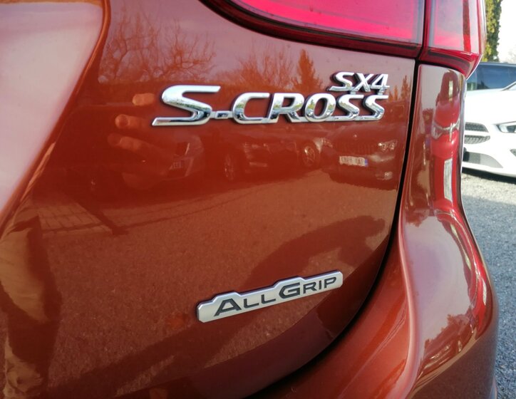 Suzuki SX4 23