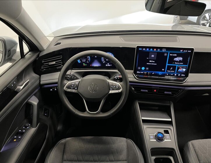 Volkswagen Tiguan SUV 1,5 l 96 kw