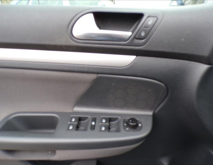 Volkswagen Golf Hatchback 1,4 l 59 kw