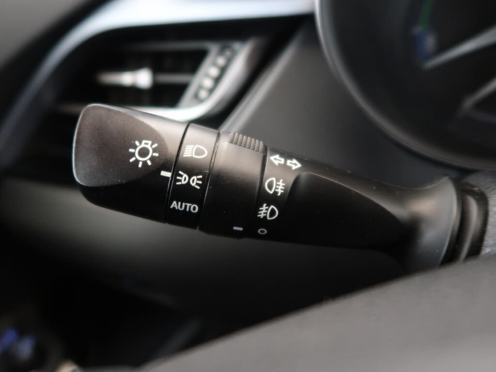 Toyota C-HR Hatchback 2,0 l 112 kw