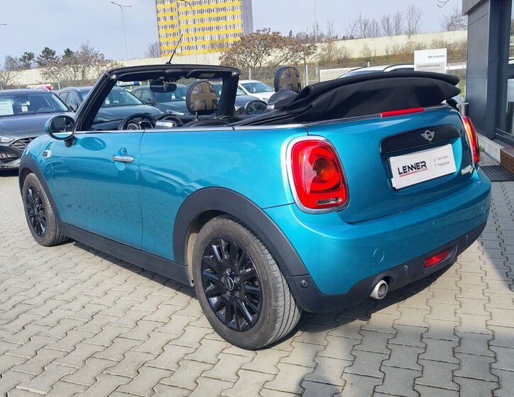 Mini Cooper Hatchback 1,5 l 85 kw