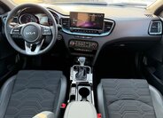 KIA XCeed CUV / Crossover 1,6 l 110 kw
