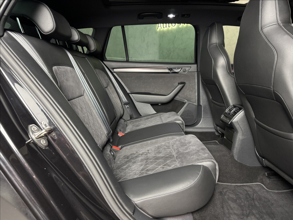 Škoda Superb Kombi 2,0 l 140 kw