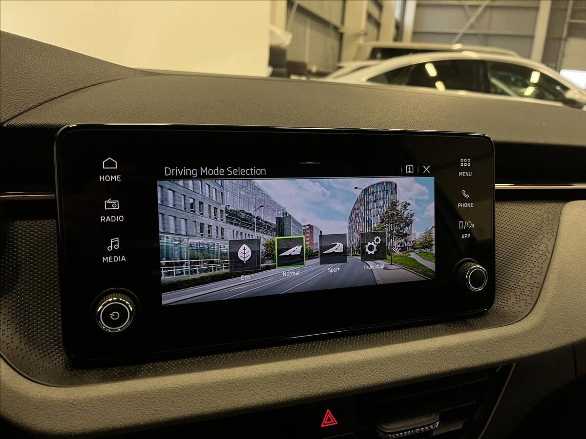 Škoda Scala Hatchback 1,5 l 110 kw