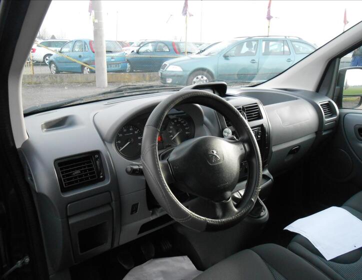 Peugeot Expert 9