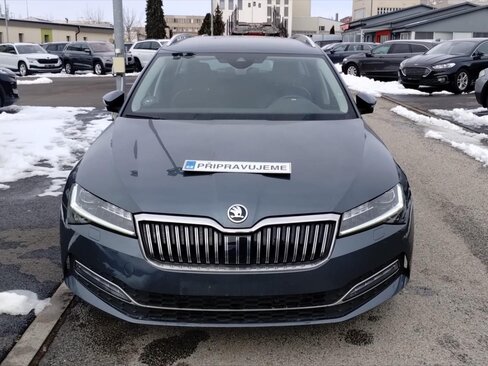 Škoda Superb Kombi 2,0 l 110 kw