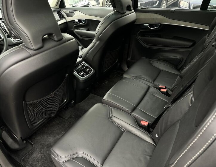 Volvo XC90 SUV / Terénní 2,0 l 173 kw