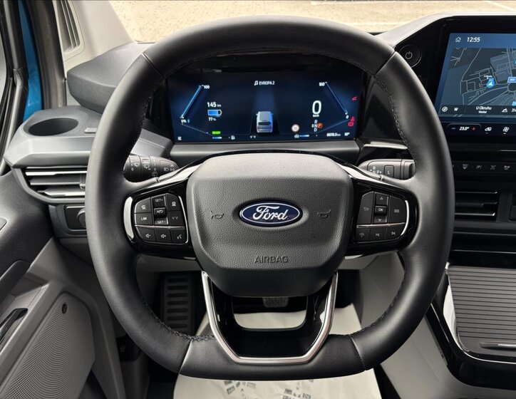 Ford Tourneo Custom MPV 0,0 160 kw