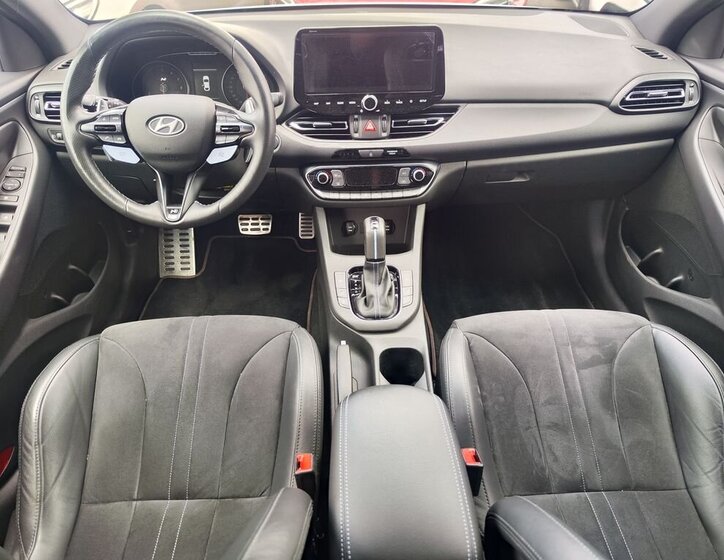 Hyundai i30 Liftback 2,0 l 206 kw