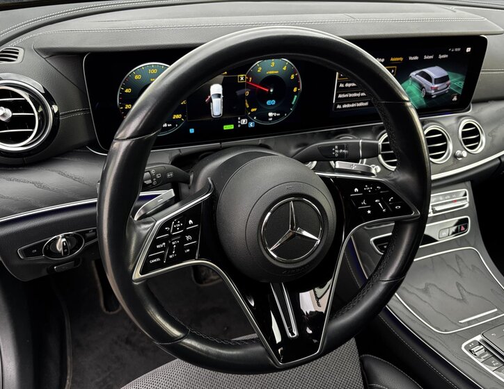 Mercedes-Benz Třídy E Kombi 2,0 l 143 kw